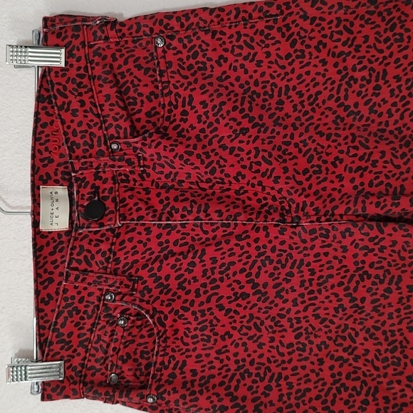 Alice + Olivia Black and Red Leopard Print Jeans Size 26 - Picture 3 of 10